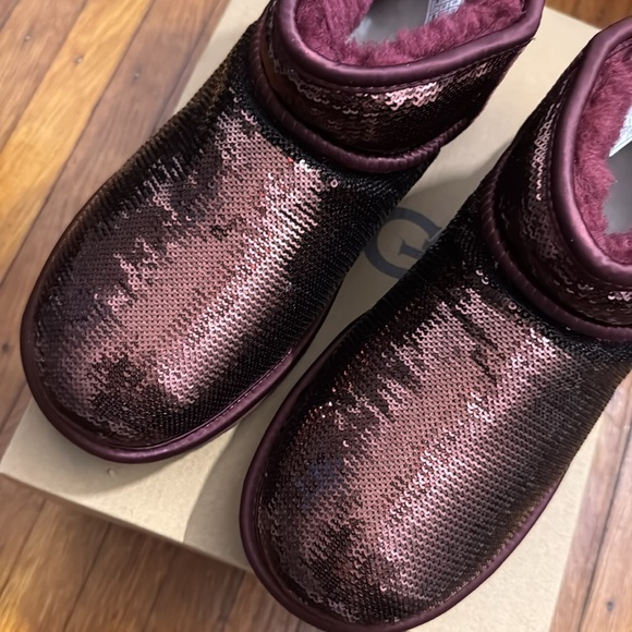 UGG Classic Ultra Mini Mirror Ball Sequence Boots - Picture 8 of 9